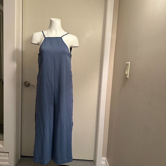 New! Spring/Summer Jumpsuit - Picture 2 of 9